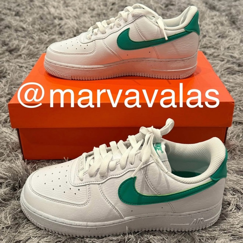 Nike Air Force 1 ‘07 White Stadium Green. Womens 7 or 8